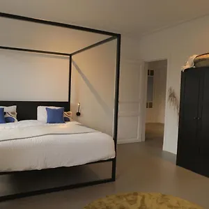 Maison Kitoko Bed & Breakfast